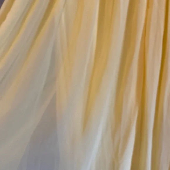 Formal Spring Gown - Picture 11 of 13